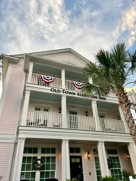 Old Town Bluffton Inn Exterior