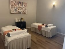 balance massage spa